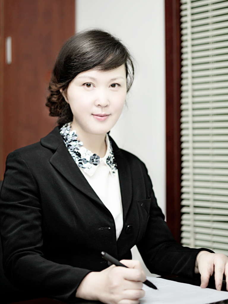 万兆红