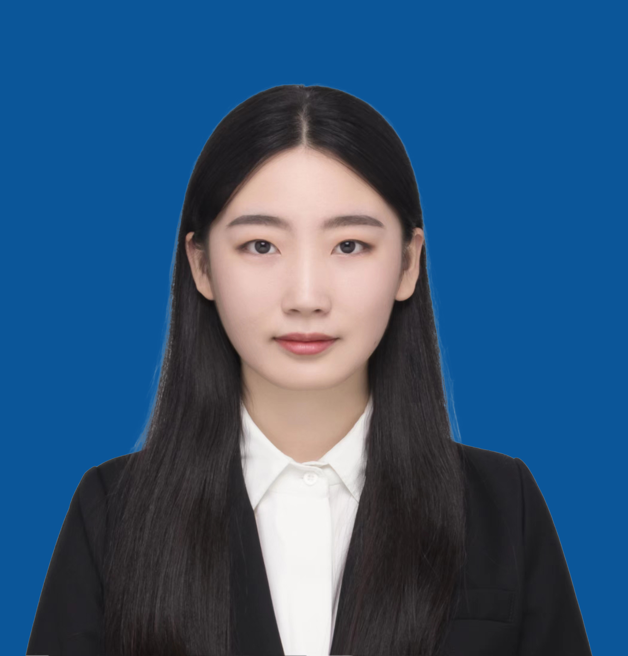 仇晨欣